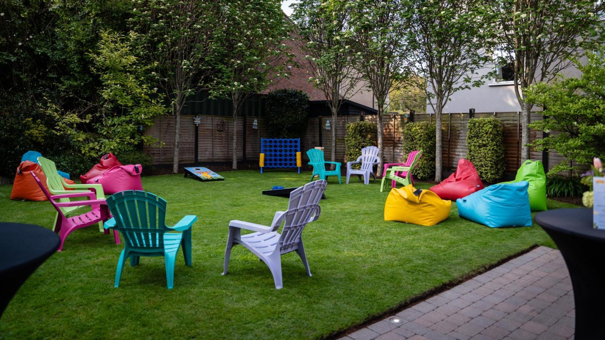 Sandymount Hotel Дъблин Екстериор снимка