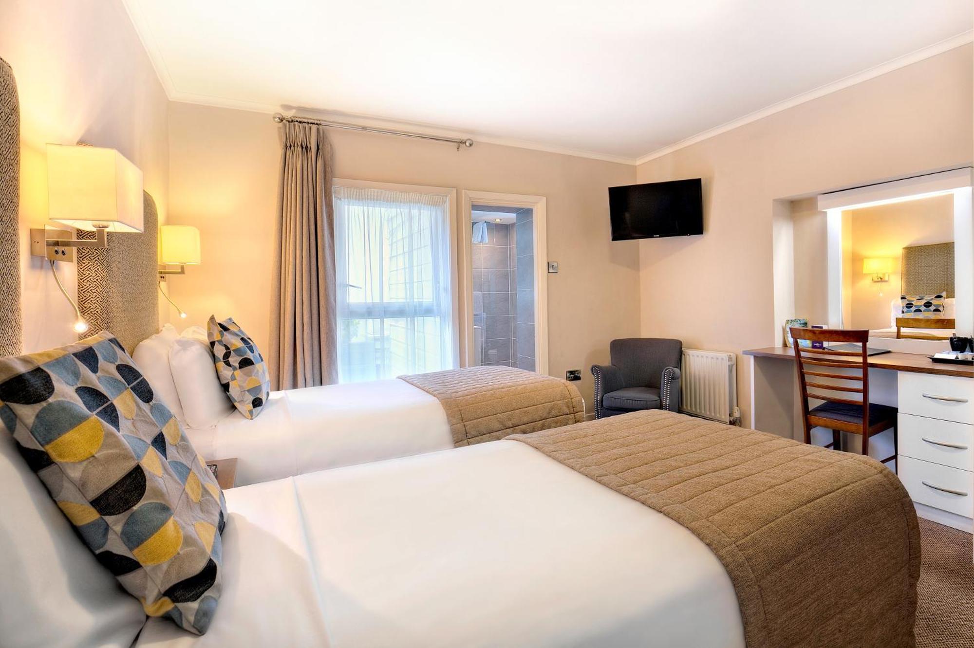 Sandymount Hotel Дъблин Екстериор снимка
