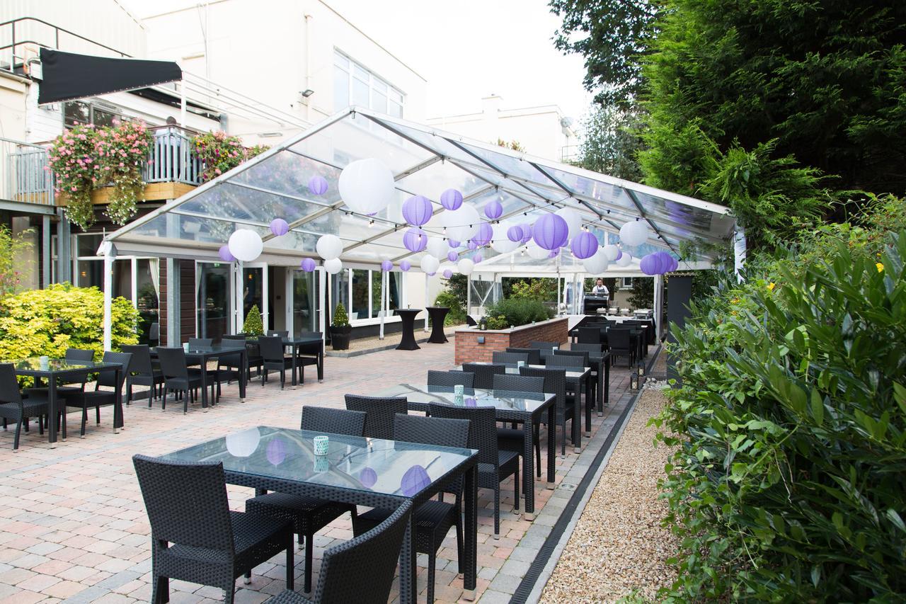 Sandymount Hotel Дъблин Екстериор снимка
